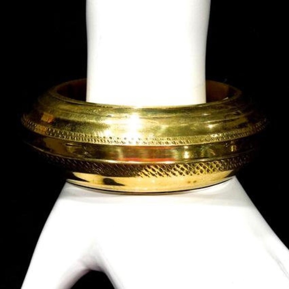 VTG 70's Chunky Brass Bangle - Picture 3 of 5
